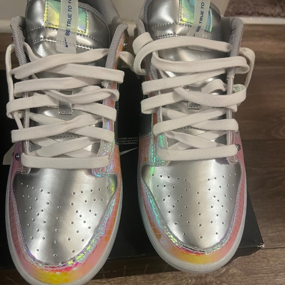 DNA Nike - Picture 4 of 8